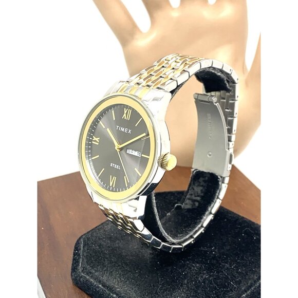 Timex Men's Watch TW2T50500 Quartz Gray Dial Two Tone Stainless Steel 41mm - Picture 13 of 13